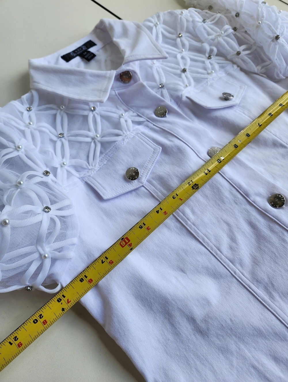 NWT AZI "Renee" White Denim JacketLace Sheer Sleeves Stretch Sz M - Picture 13 of 16